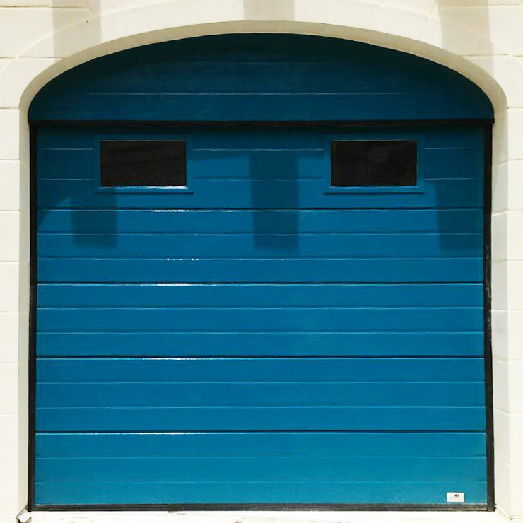 Comment les portes de garage électriques améliorent la sécurité et la facilité d'utilisation