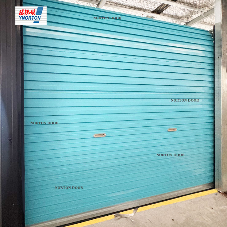 Porte rouleuse bleue