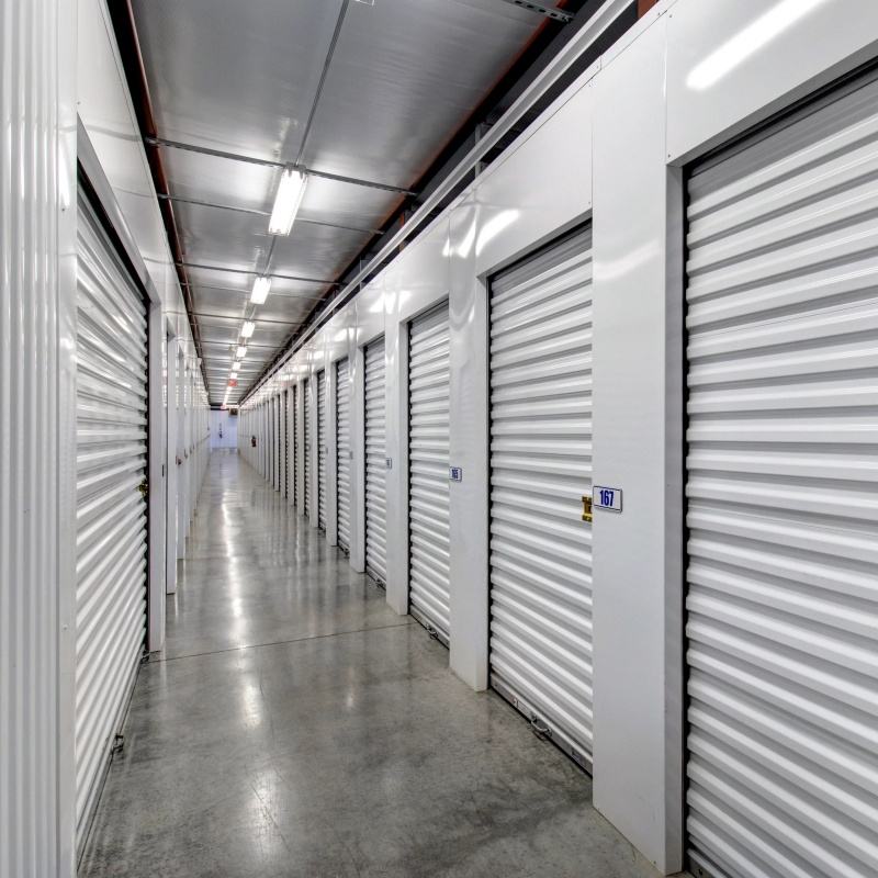 Porte à enroulement en acier